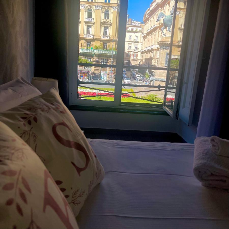 B&B Bovio Square XIV Napoli Bagian luar foto