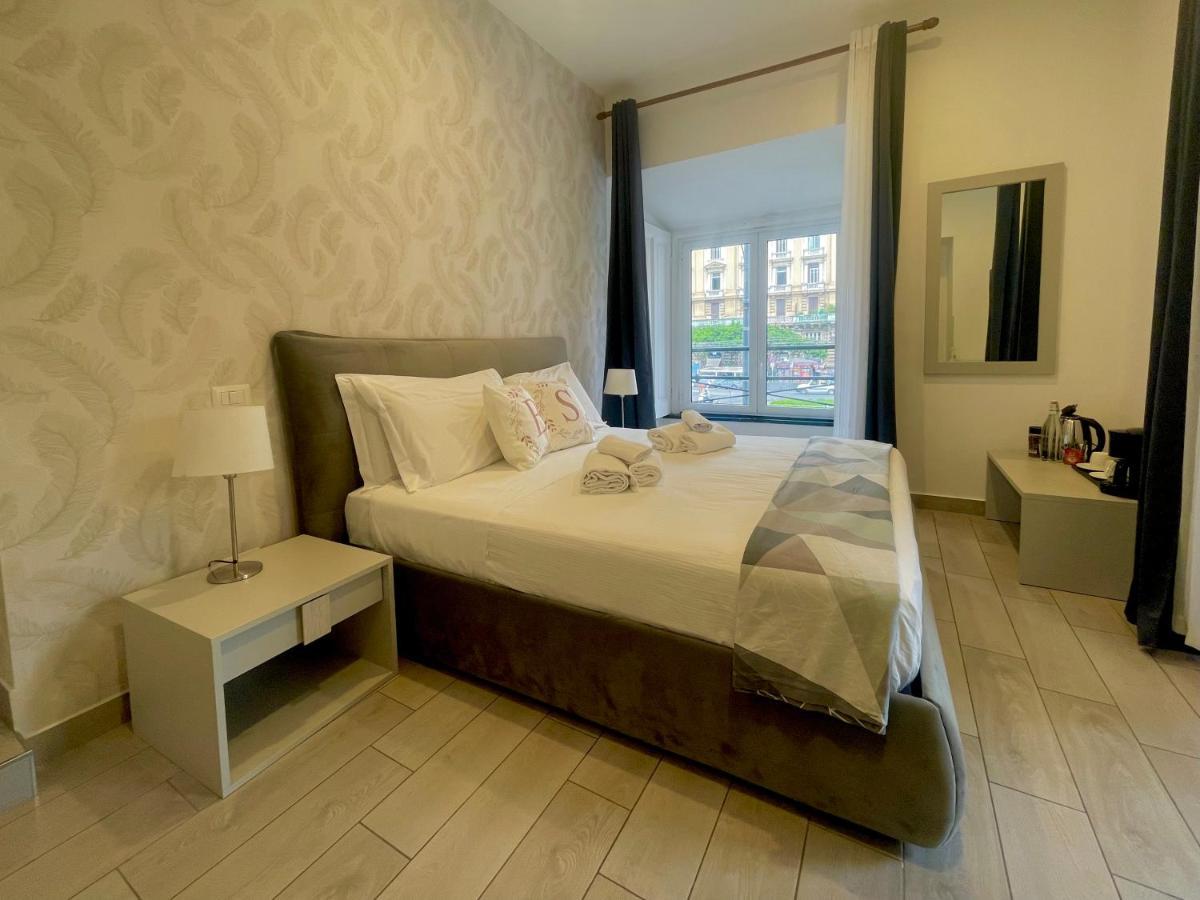 B&B Bovio Square XIV Napoli Bagian luar foto
