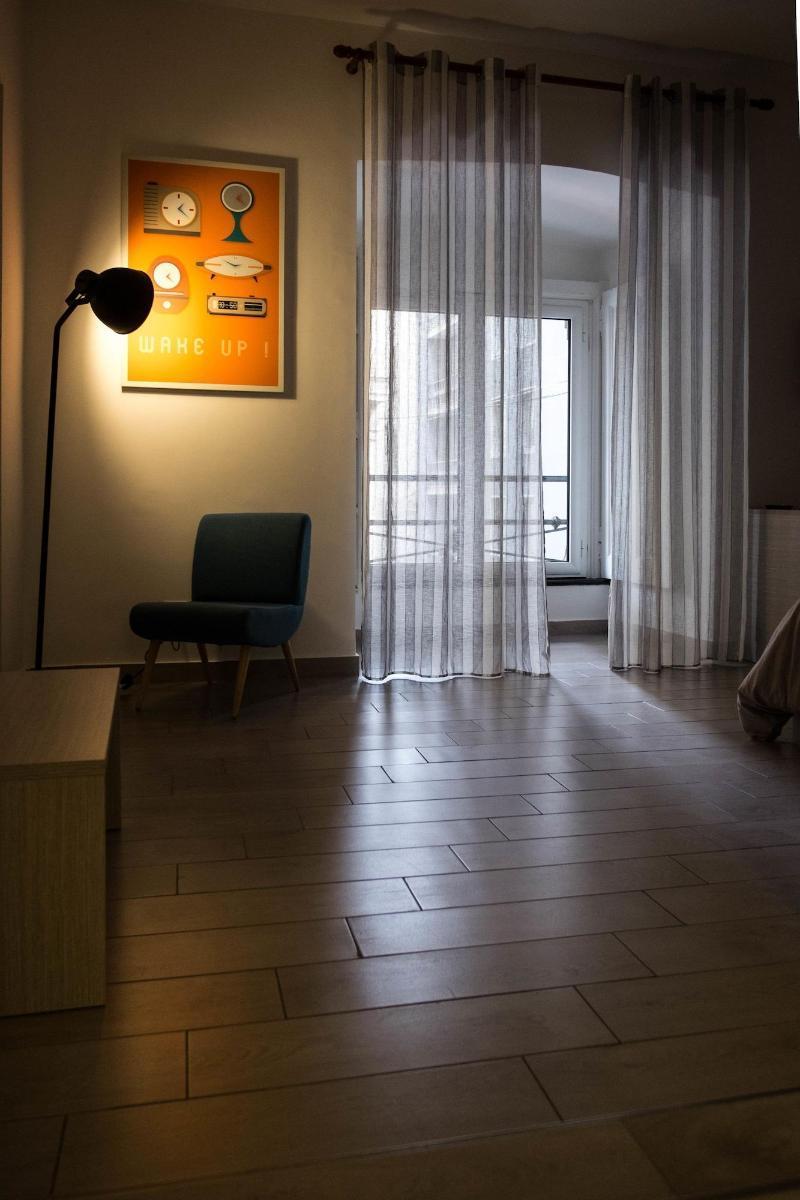 B&B Bovio Square XIV Napoli Bagian luar foto