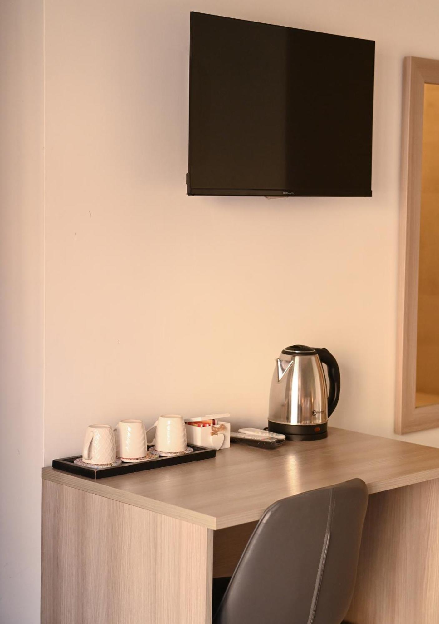B&B Bovio Square XIV Napoli Bagian luar foto