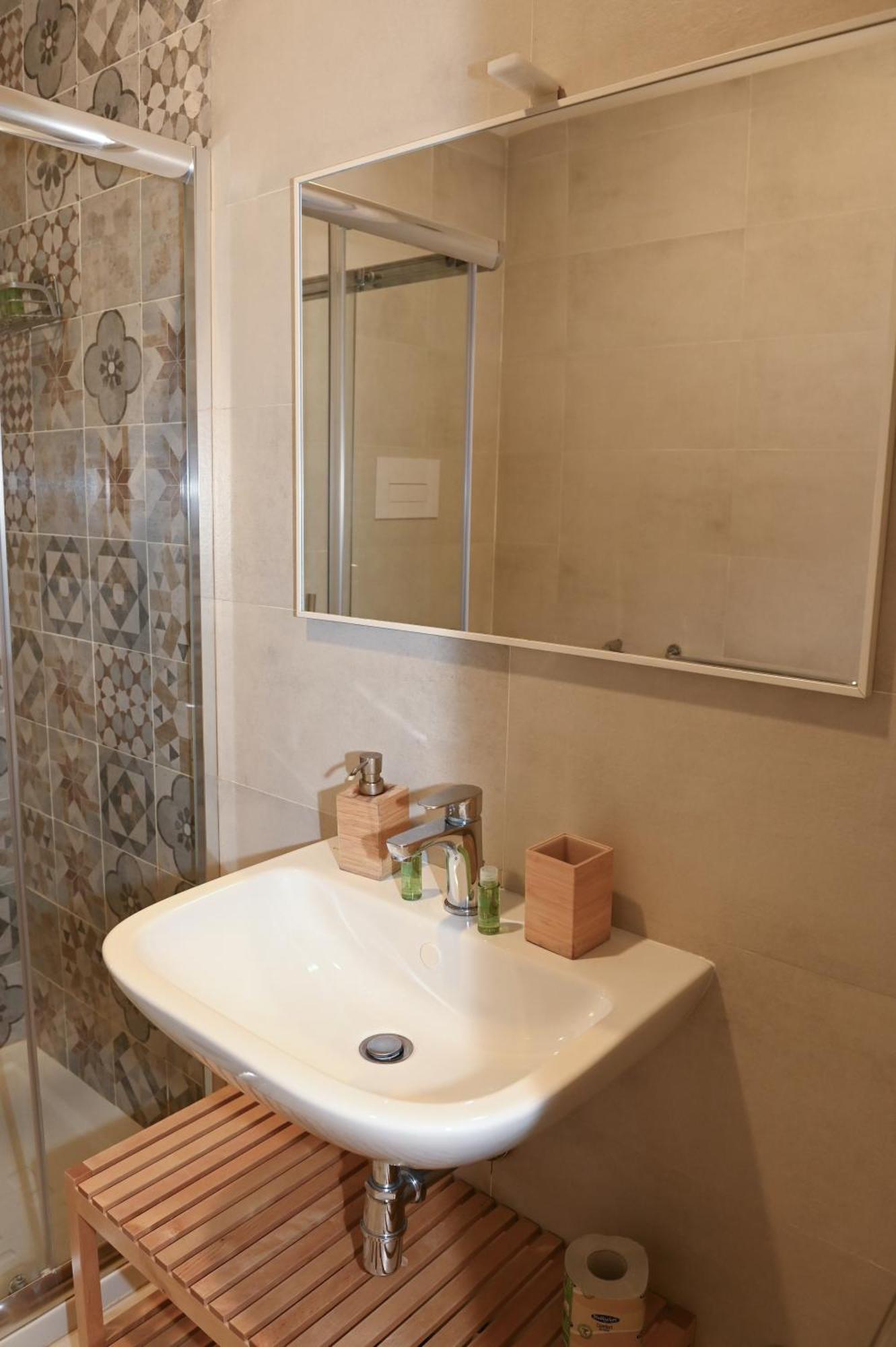 B&B Bovio Square XIV Napoli Bagian luar foto